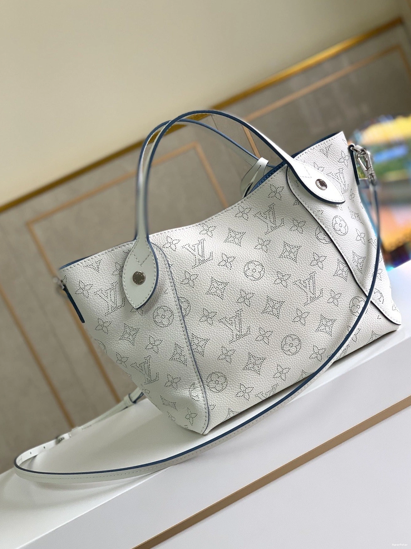HINA VUITTON LOUIS PM 0718